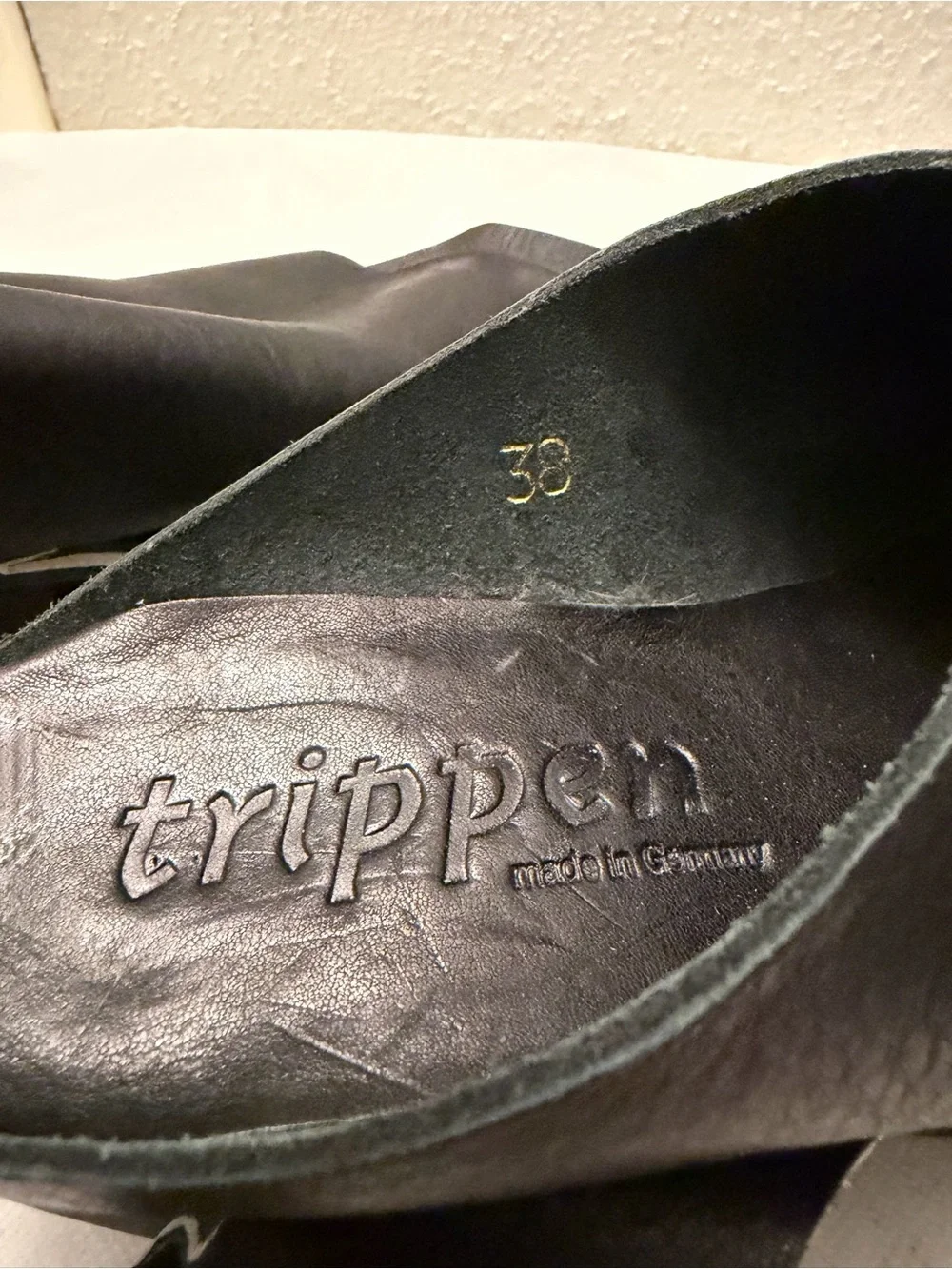 Tripp NYC Black and White Leather Ankle-Strap Sandals, pre-owned, SZ38